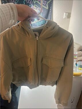 Zara Cropped Hooded Utility Jacket - Olive